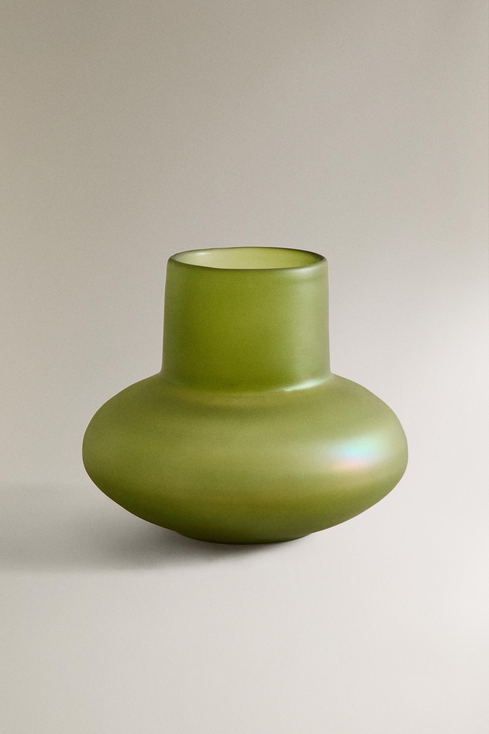 SMALL IRIDESCENT GLASS VASE I COLIN KING
